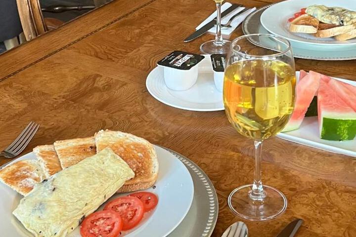Rolling Hills Country Resort Bed and Breakfast