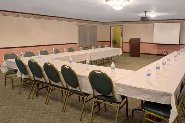Knights Inn Mount Gilead