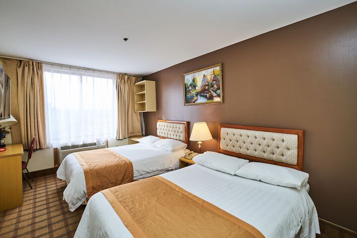 Room 30 of 54