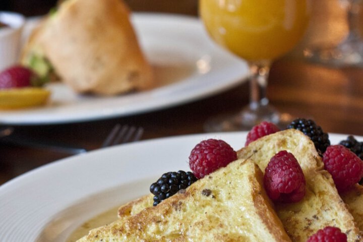 Breakfast/Coffee Service 48 of 61