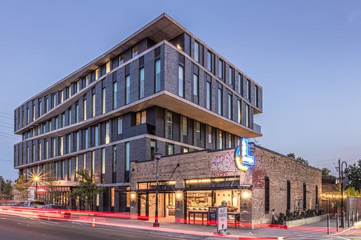 Hotel 3 of 60