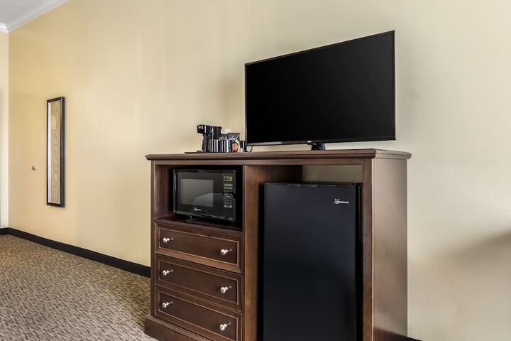 Room 44 of 74