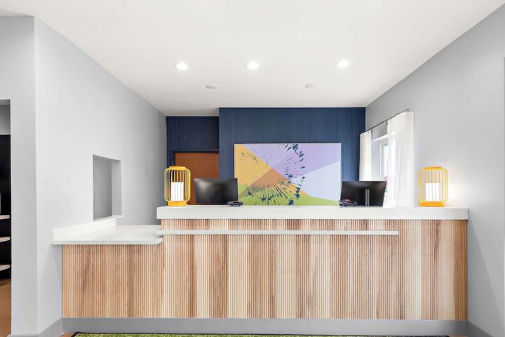 Hotel Interior 10 of 42