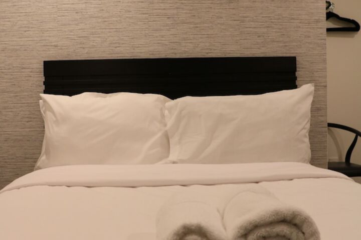Room 21 of 70