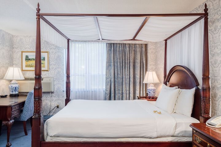 Room 20 of 43