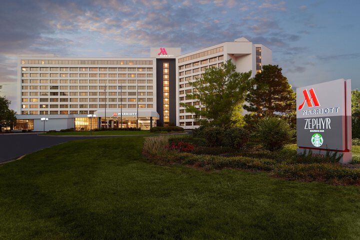 Hotel 2 of 57