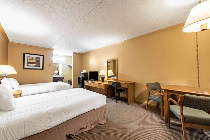 Room 28 of 37
