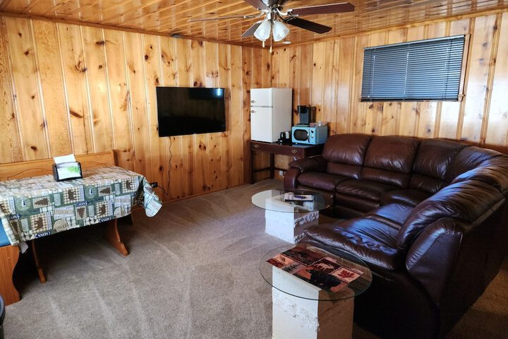 Eagle Nest Fly Shack and Lodge