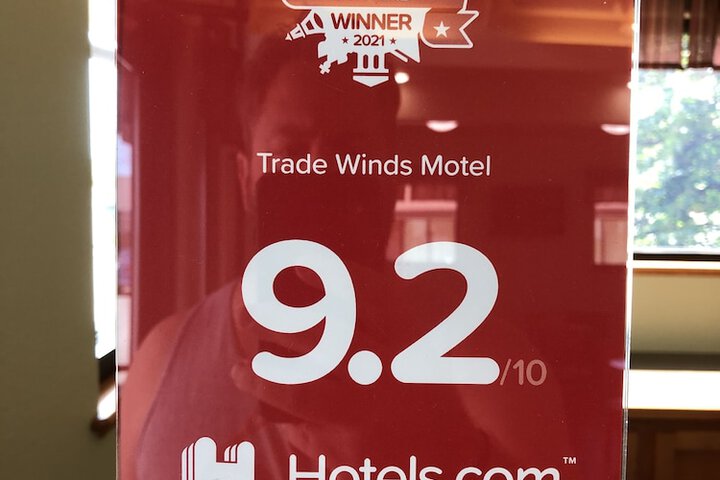 Trade Winds Motel