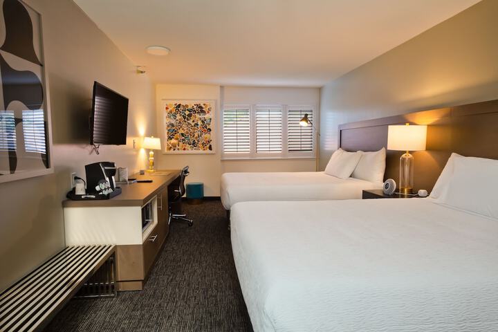 Room 16 of 45