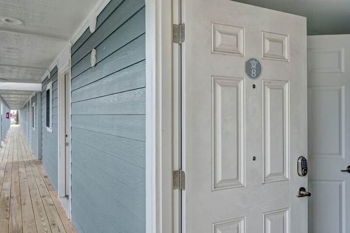 Loggerhead Inn & Suites
