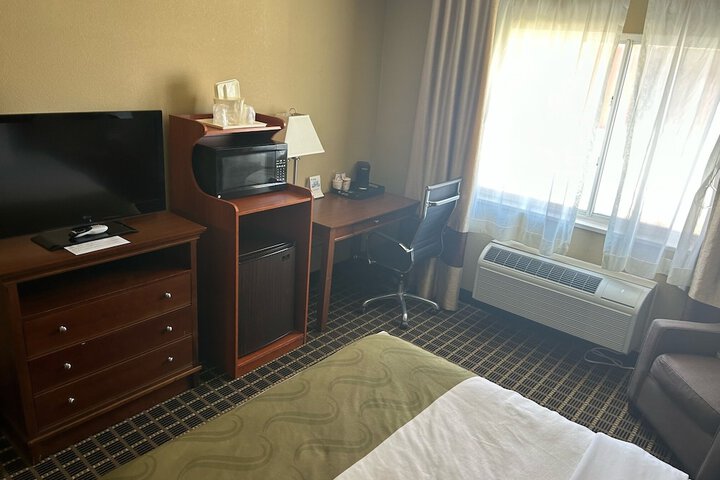 Quality Inn & Suites Bradford