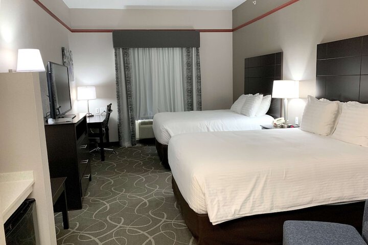 Room 19 of 25