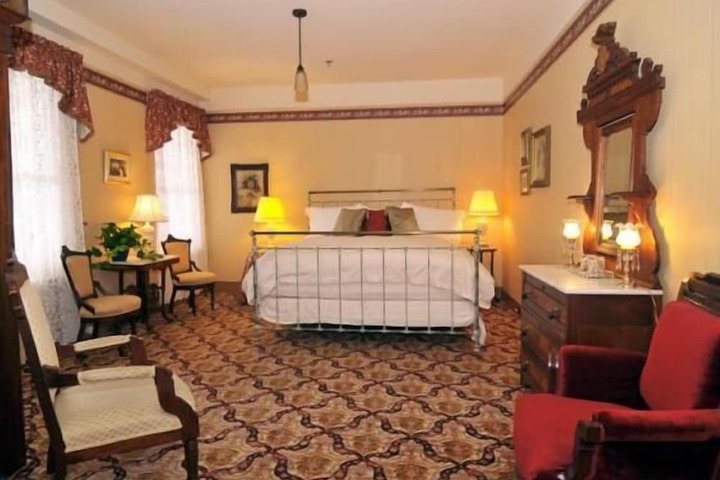 Atlantic Hotel