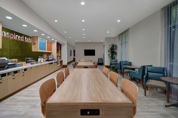 Breakfast/Coffee Service 43 of 58