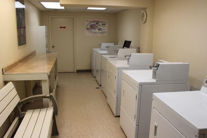 Room 11 of 37
