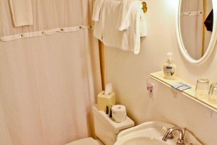 Room 20 of 39