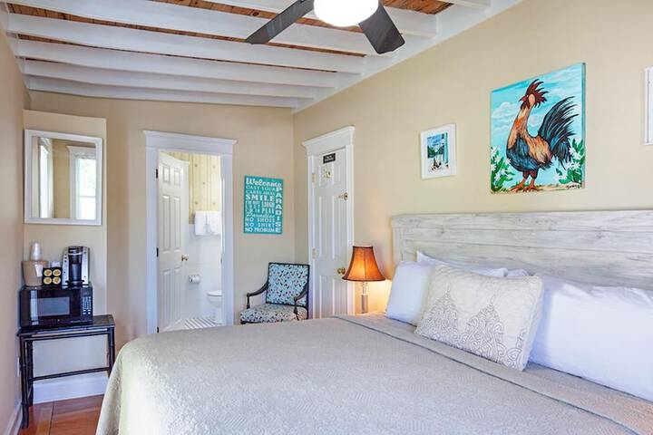 Room 13 of 38