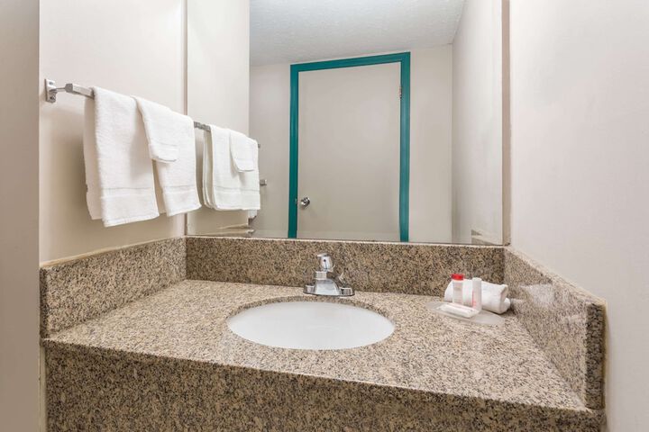 Ramada by Wyndham Quesnel