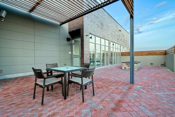 Terrace/Patio 41 of 43