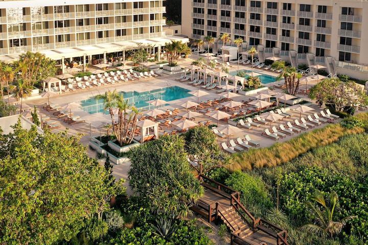 Hotel 2 of 75