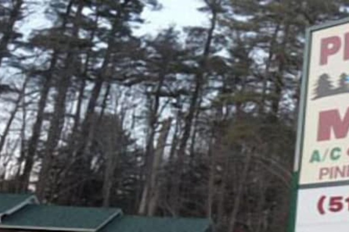 Pinebrook Motel