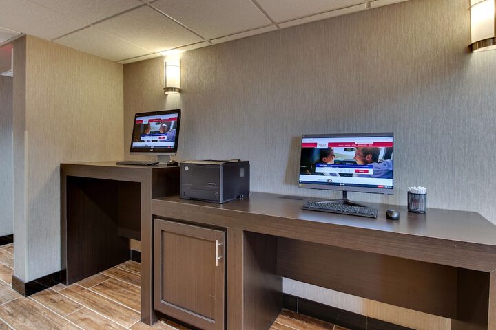 Business Center 50 of 50