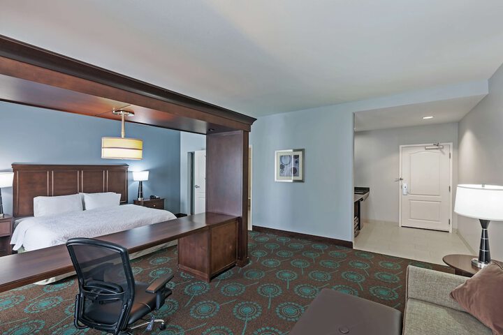 Room 12 of 34