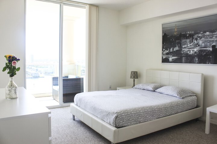 Room 26 of 45