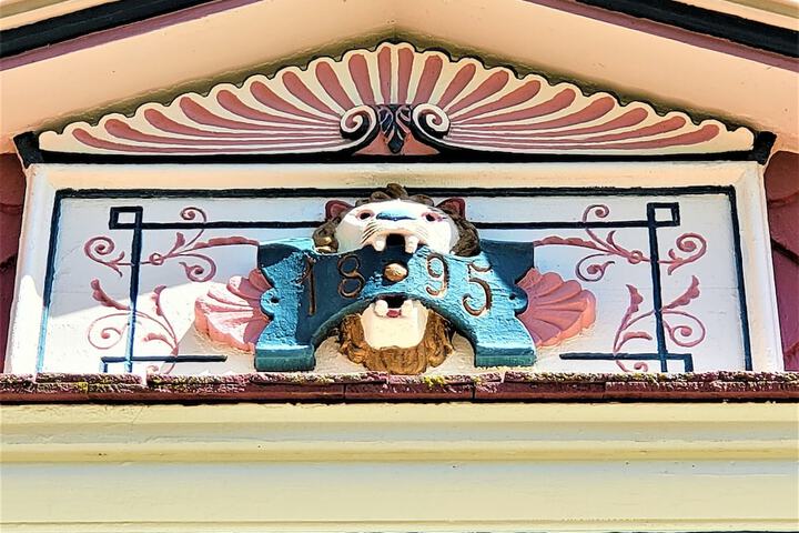 Grand Victorian B & B Inn