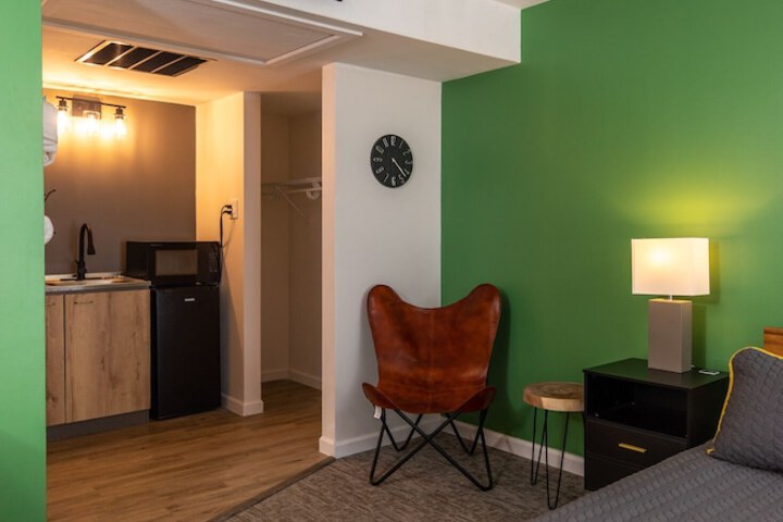 Room 28 of 41