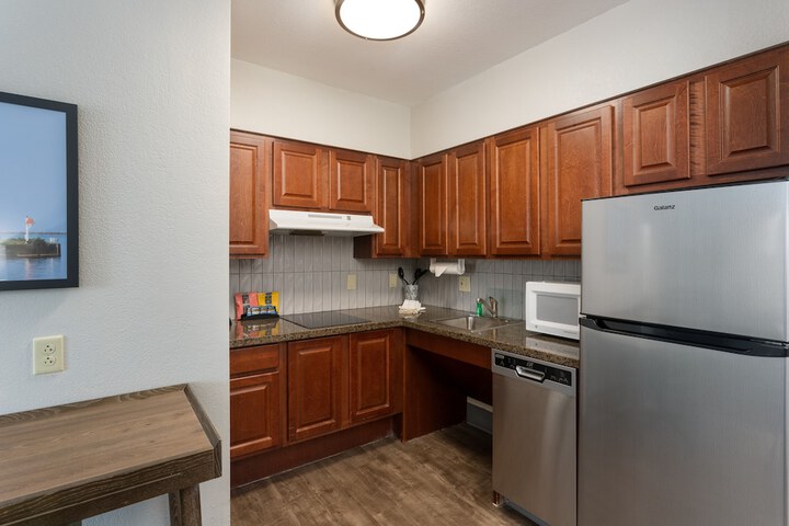 Staybridge Suites West Seneca by IHG