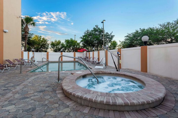 Pool 7 of 36