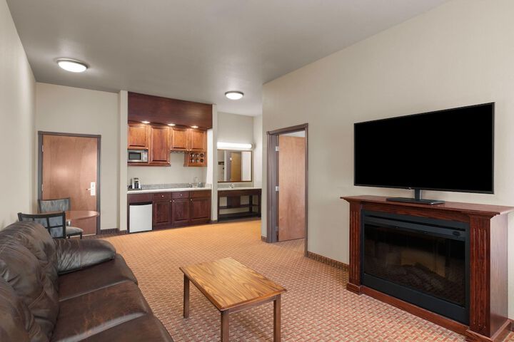 Baymont Inn and Suites by Wyndham Sturgis