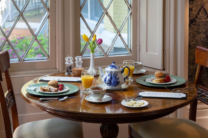 Breakfast/Coffee Service 76 of 87