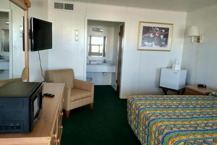 Room 21 of 35