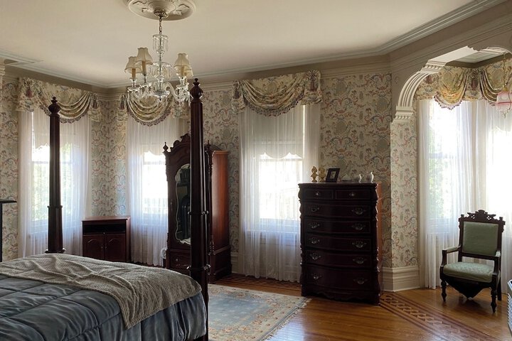 Sturgis House