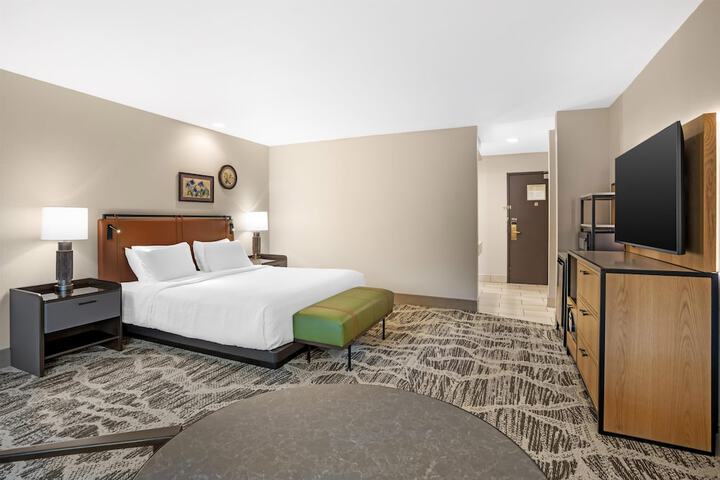 Best Western Plus GranTree Inn