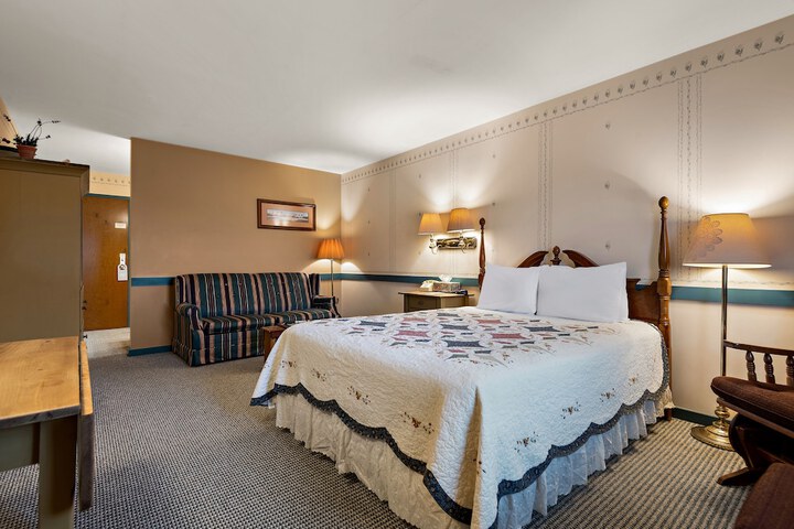 Room 15 of 18
