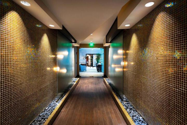 The Battle House Renaissance Mobile Hotel & Spa
