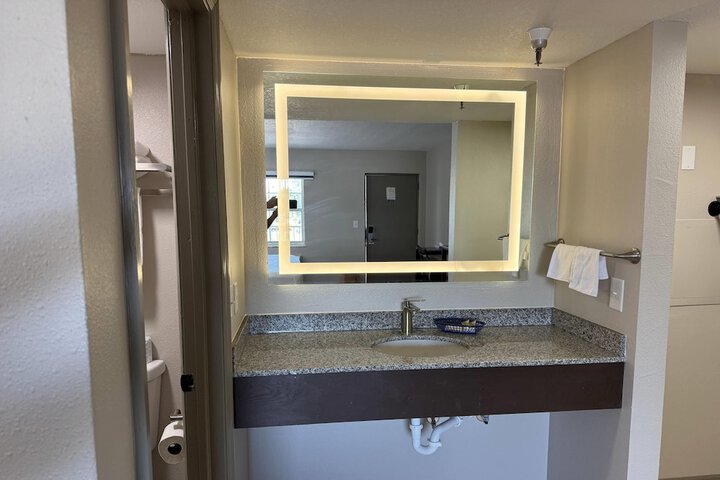 Travelodge by Wyndham Venice
