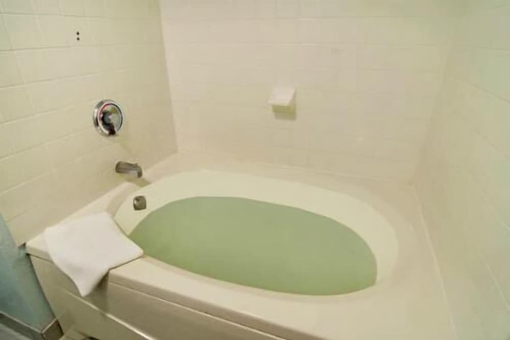 Room 4 of 19