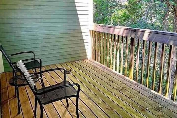 Terrace/Patio 34 of 61