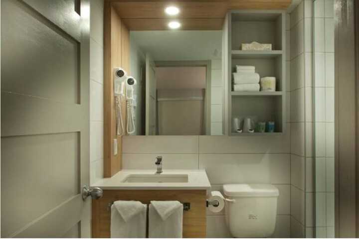 Room 5 of 20