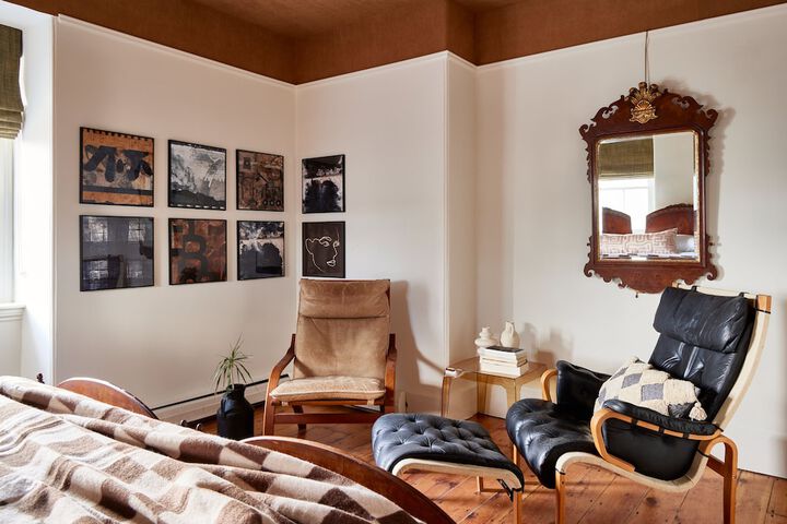 Room 11 of 33