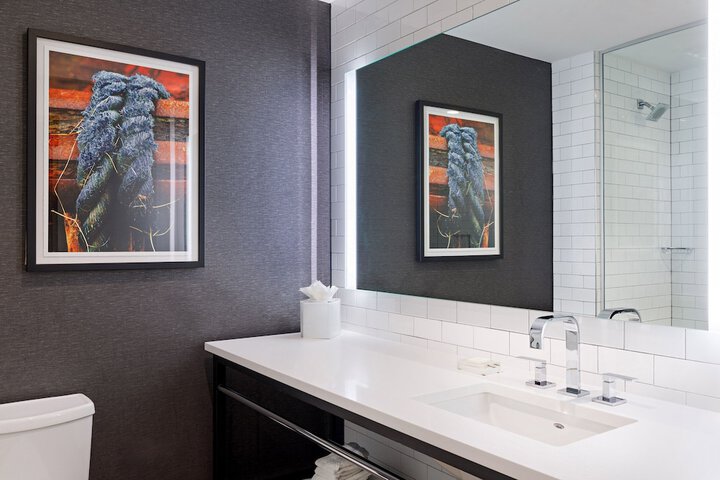 Room 26 of 37