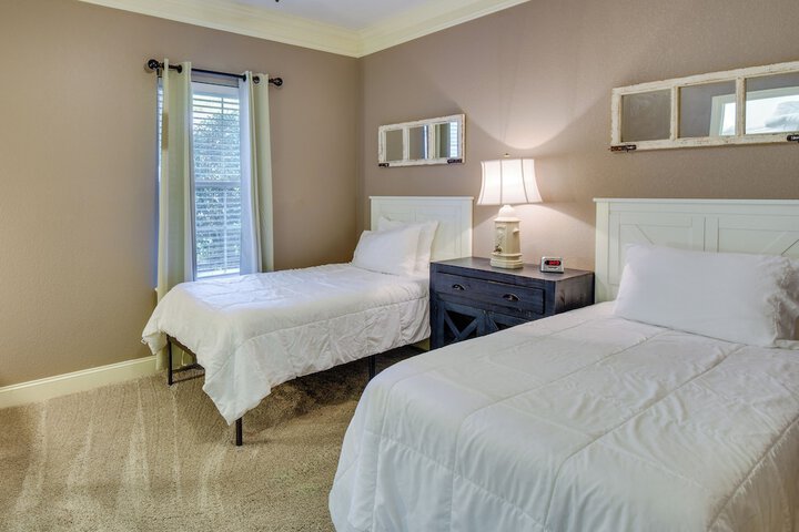 Clayton Resort Getaway w / Pool Access Pickleball!