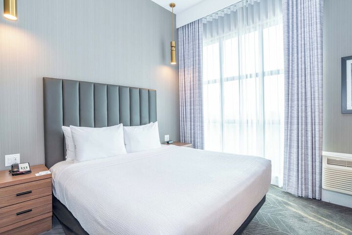 Sandman Signature Sherwood Park Hotel