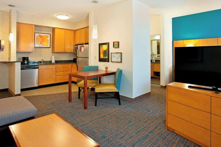 Room 20 of 32