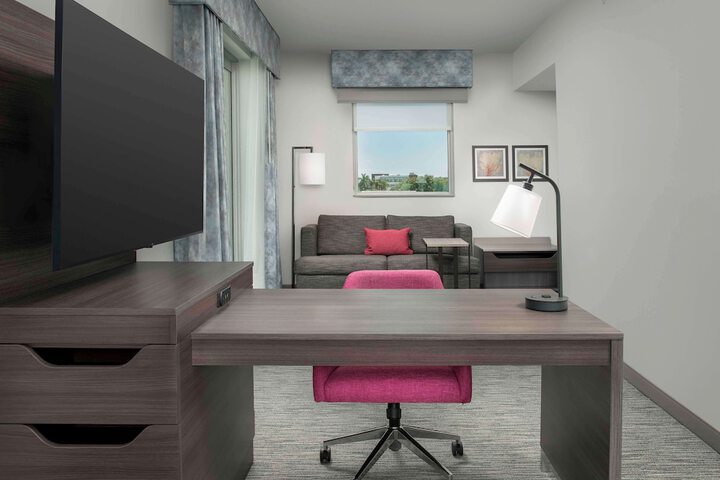 Room 13 of 43